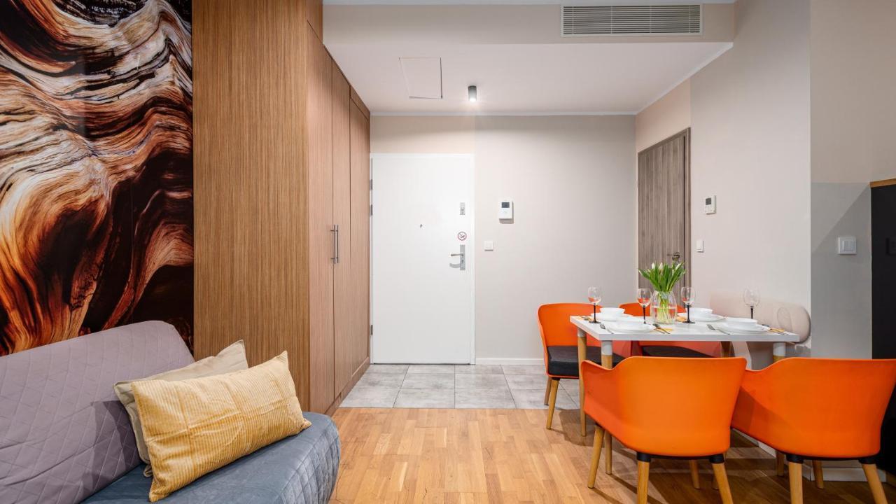 Apartamenty Sun & Snow 19 Dzielnica With Free Parking Warsaw Exterior photo