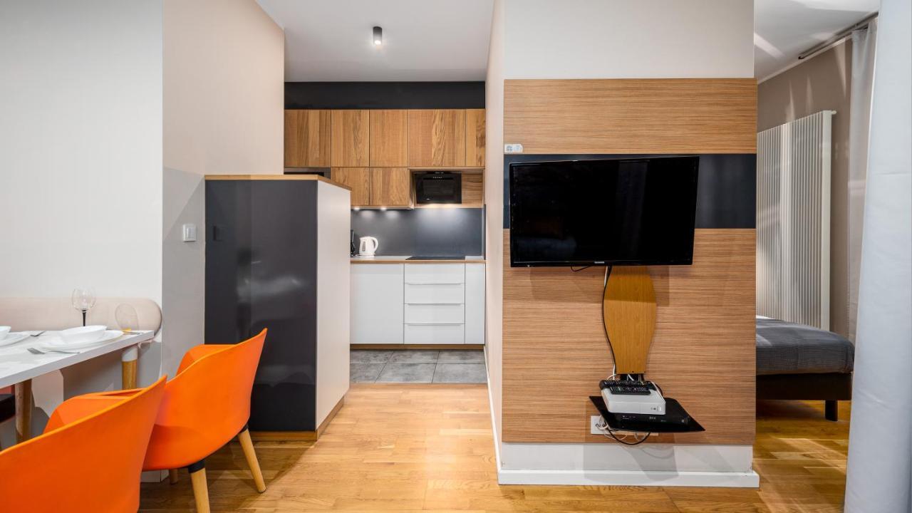 Apartamenty Sun & Snow 19 Dzielnica With Free Parking Warsaw Exterior photo